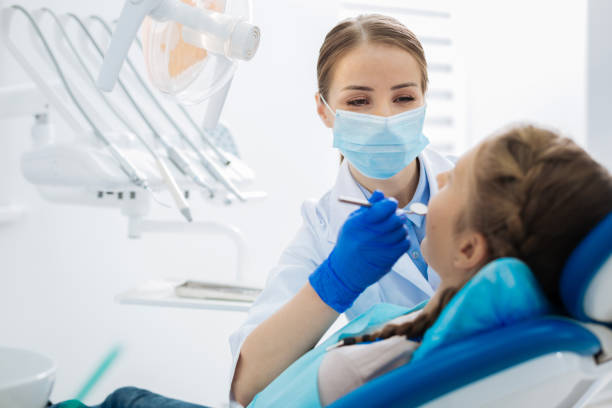 Best Root Canal Treatment  in Pine Manor, FL